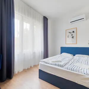 Oliver Apartahotel